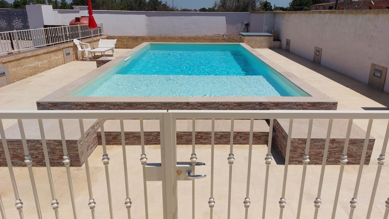 Villa Silvia Luxury Residence Taviano  Exterior photo